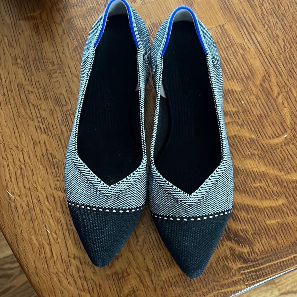 Rothy’s new navy flat